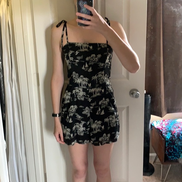 NWOT A&F Tropical Romper - Picture 2 of 4